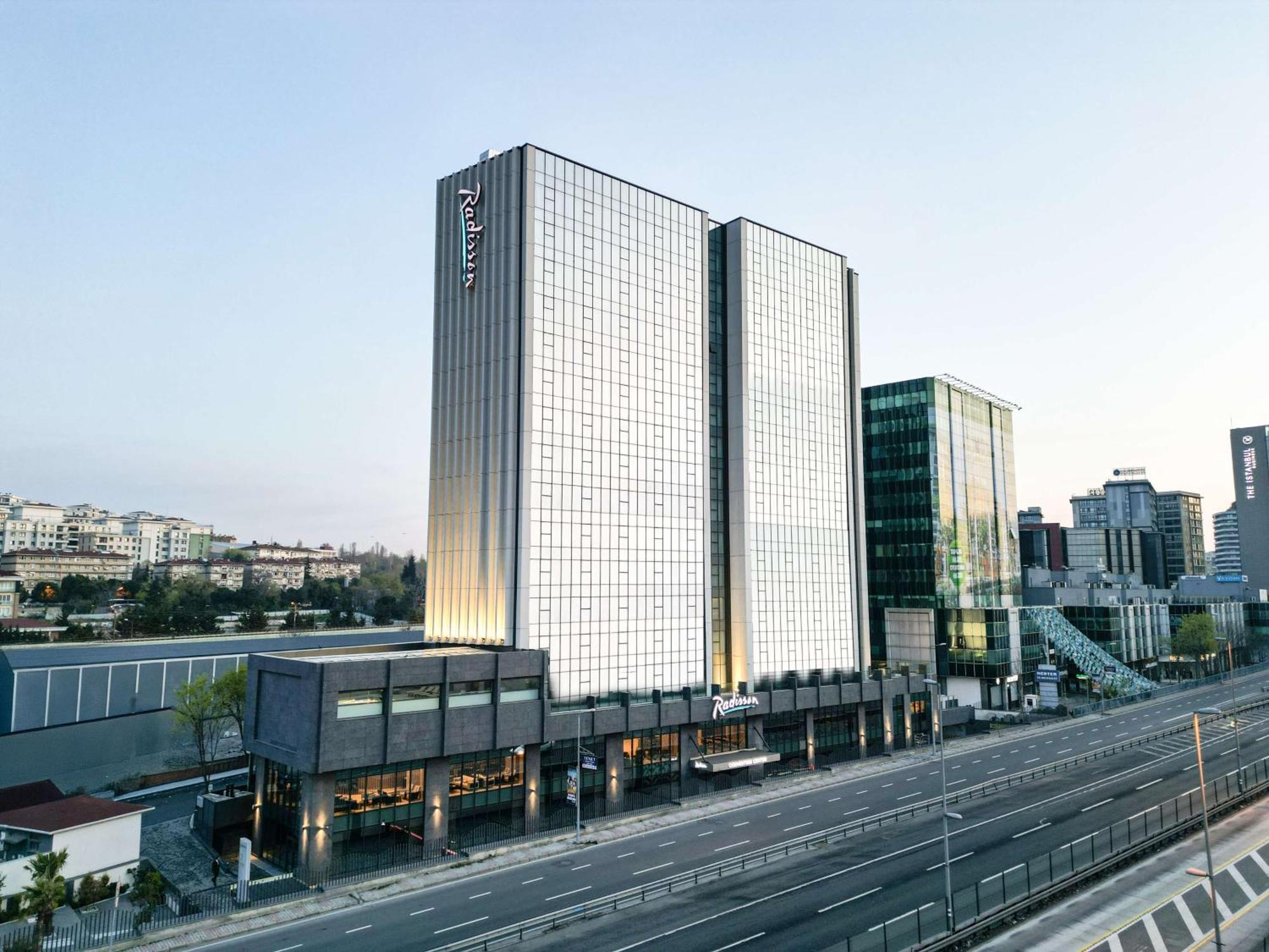 Radisson Hotel Istanbul Merter المظهر الخارجي الصورة